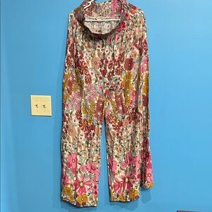 NWT Gigio Floral Women's 1X Wide Leg Pants